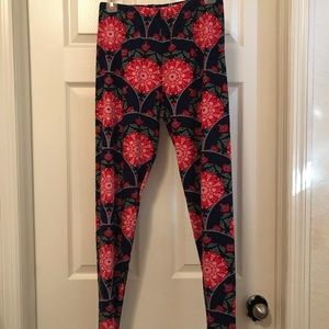 Comfortable colorful leggings